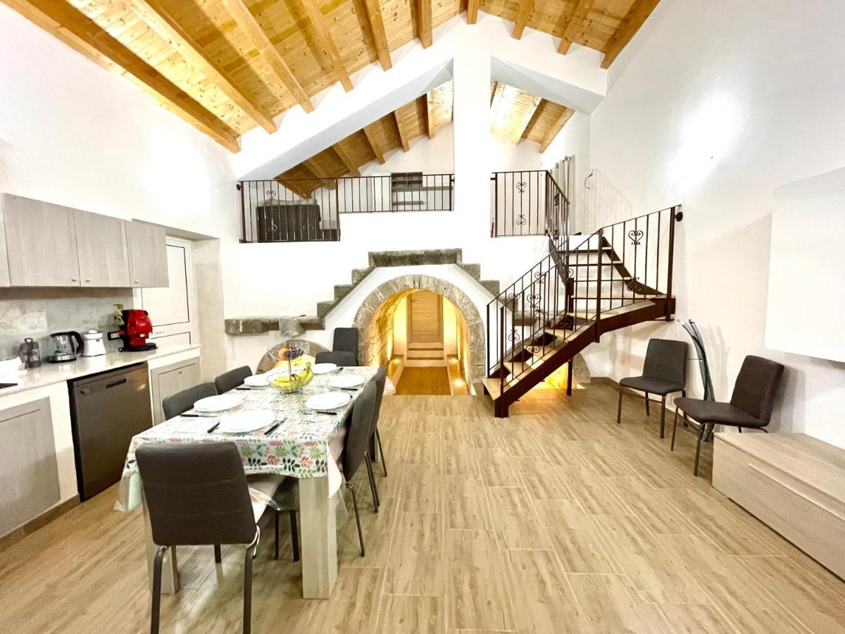Villa Nunzia Con Piscina, Sauna E Idromassaggio. Floridia Εξωτερικό φωτογραφία